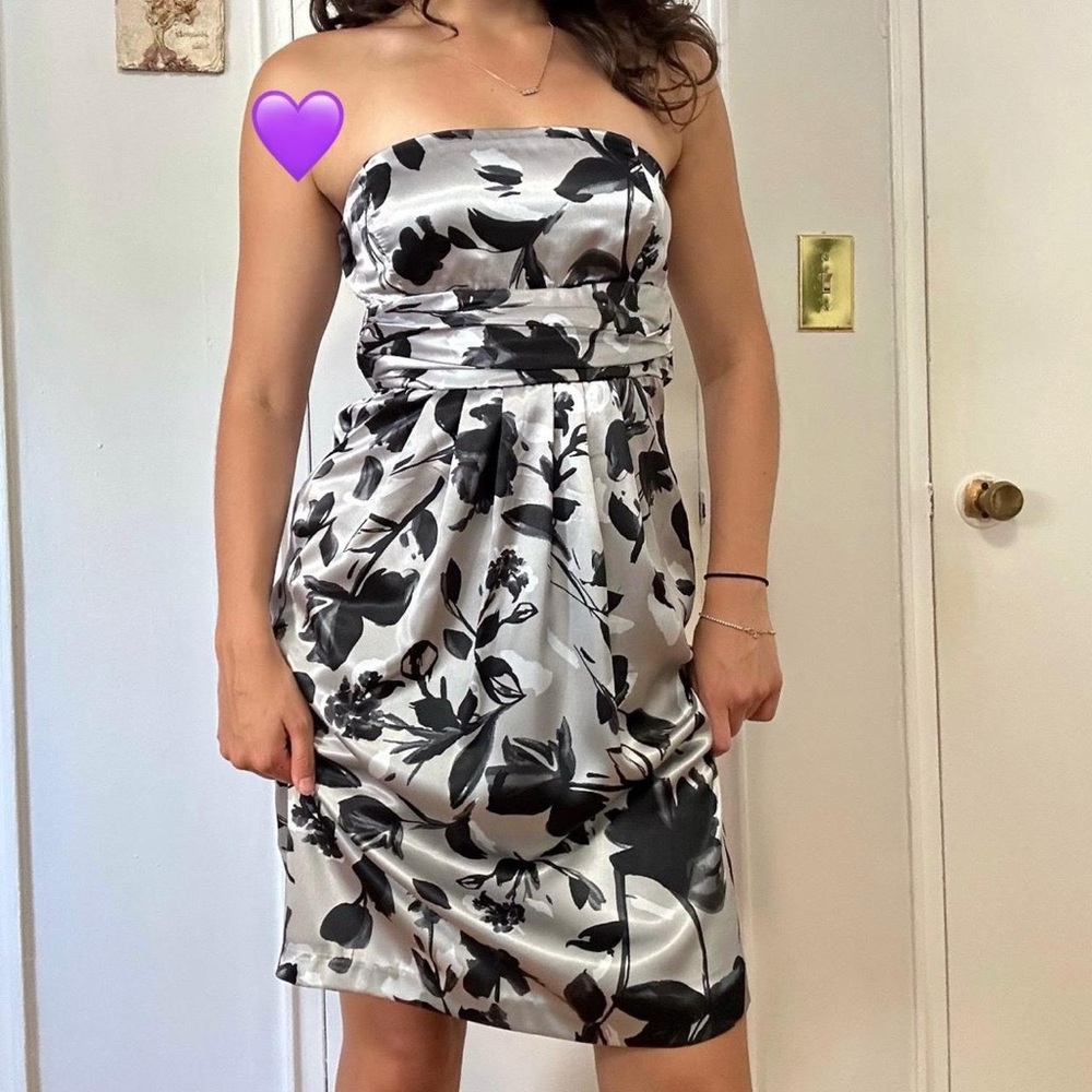 💜 RW& CO Strapless Floral Dress Black and Silver Size US4